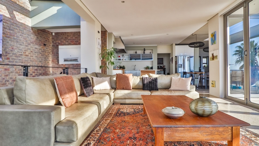 5 Bedroom Property for Sale in Humerail Eastern Cape